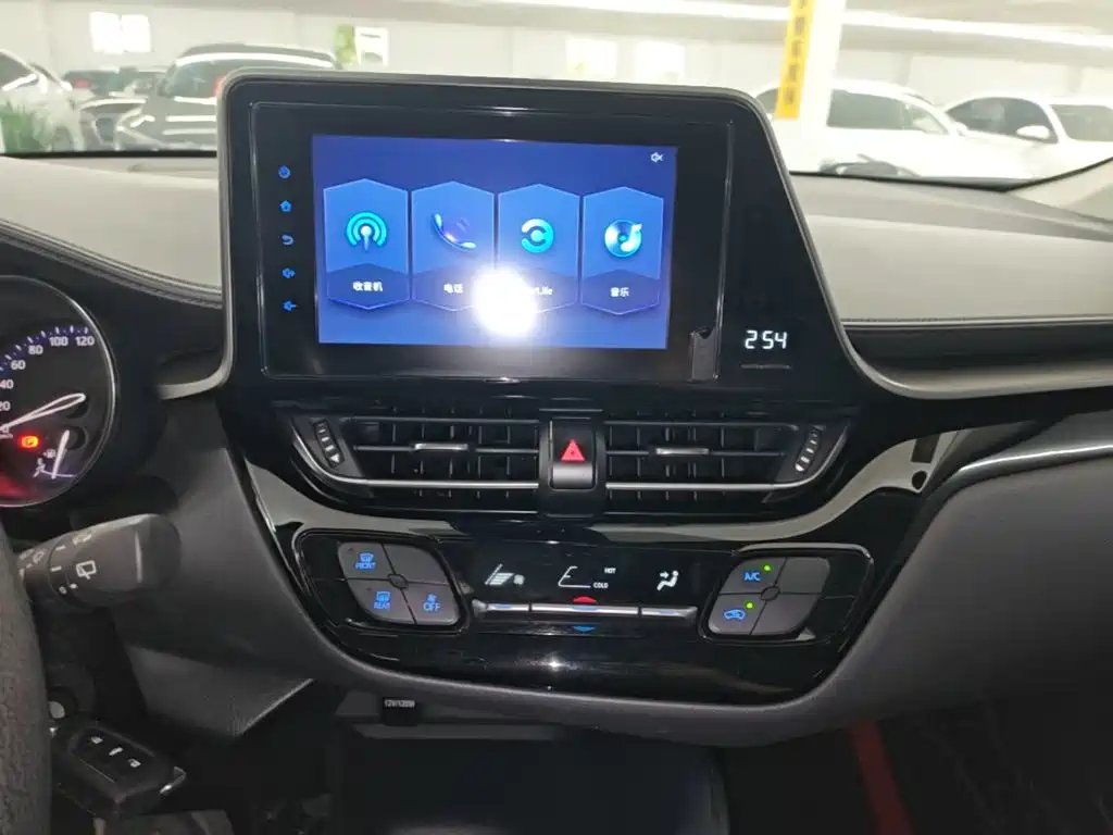 Toyota IZOA — миниатюра 13
