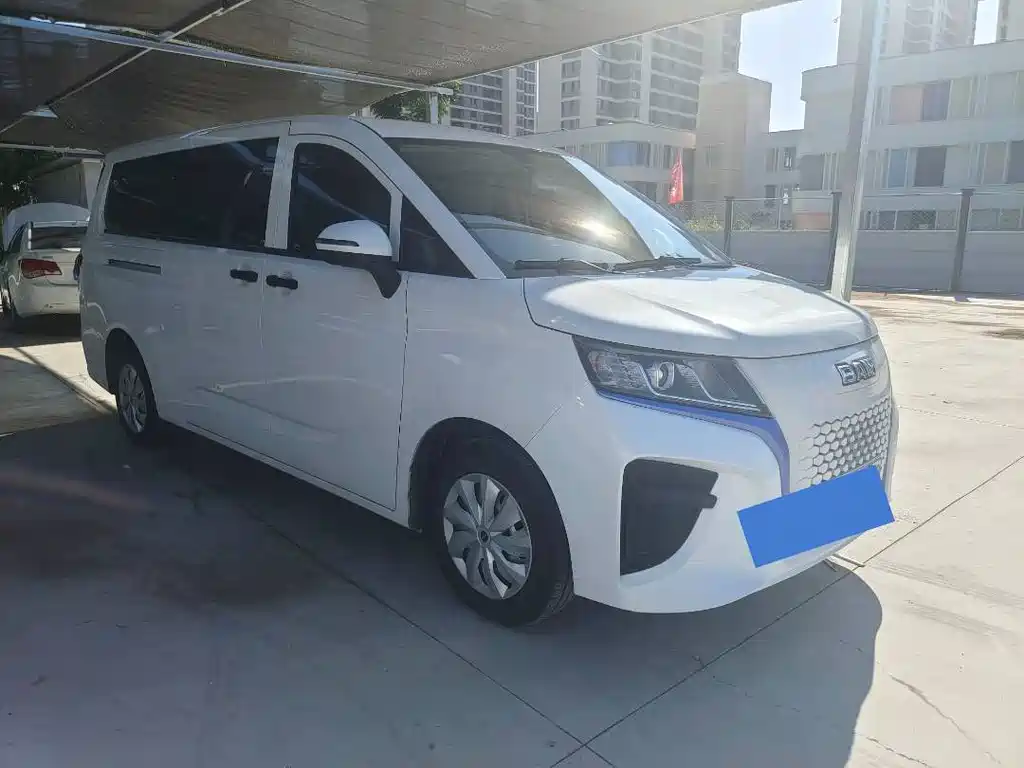 BAW Ruisheng Ace M7 New Energy — миниатюра 3
