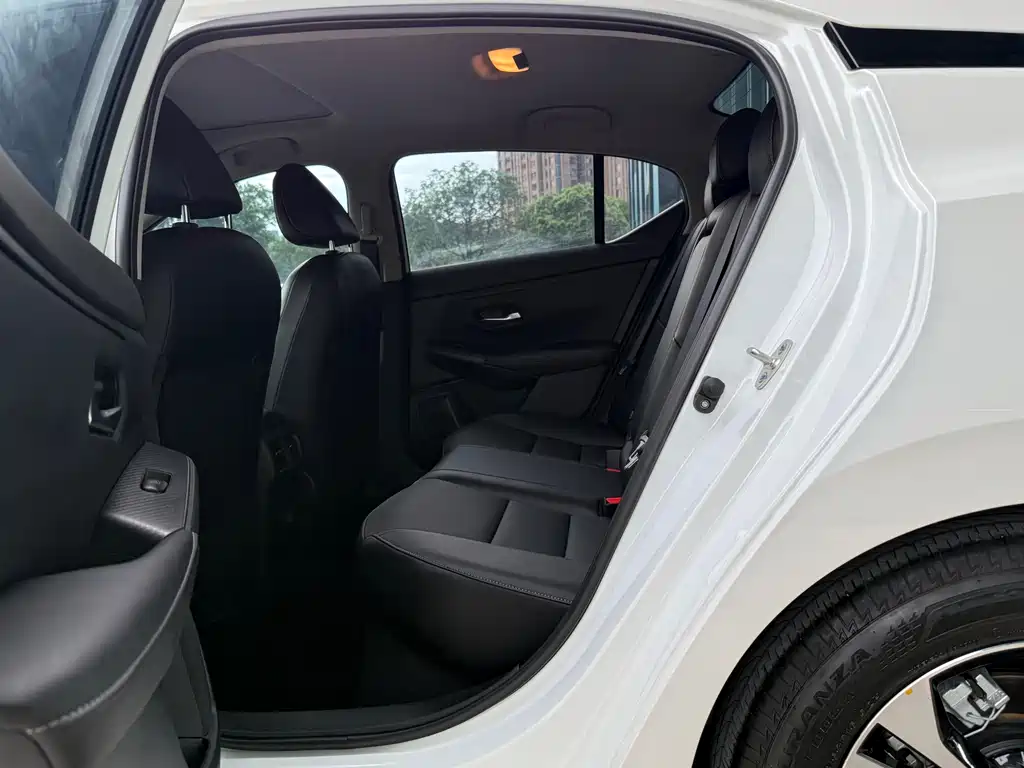Nissan Sylphy 2023 1.6L CVT Enjoy