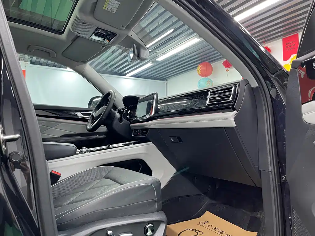 Volkswagen Teramont — миниатюра 24