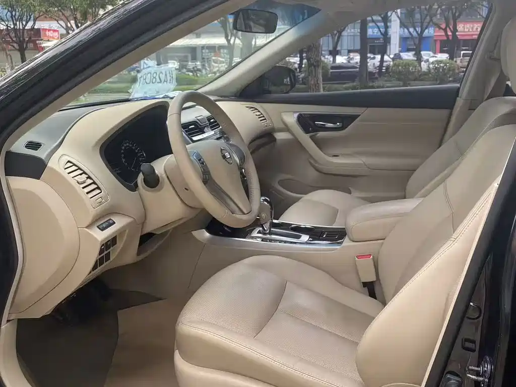 Nissan Teana — миниатюра 6