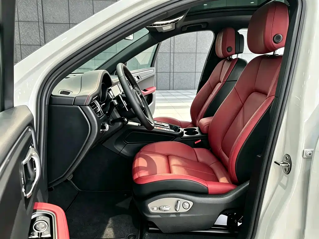 Porsche Macan — миниатюра 4