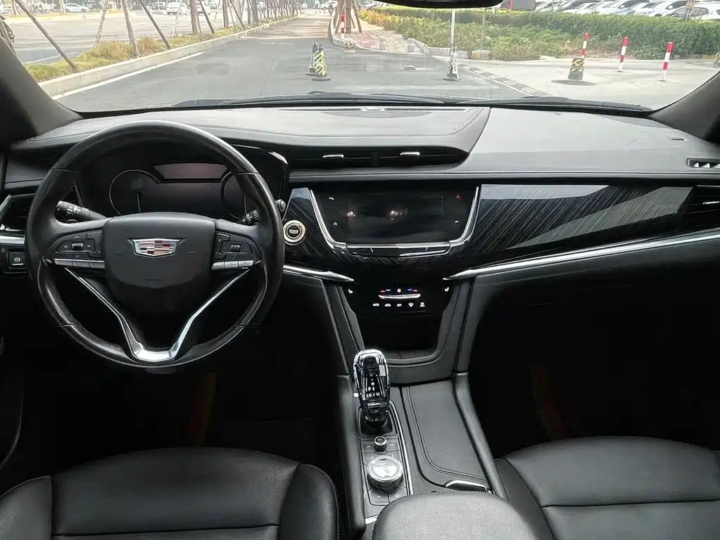 Cadillac XT6 — миниатюра 6