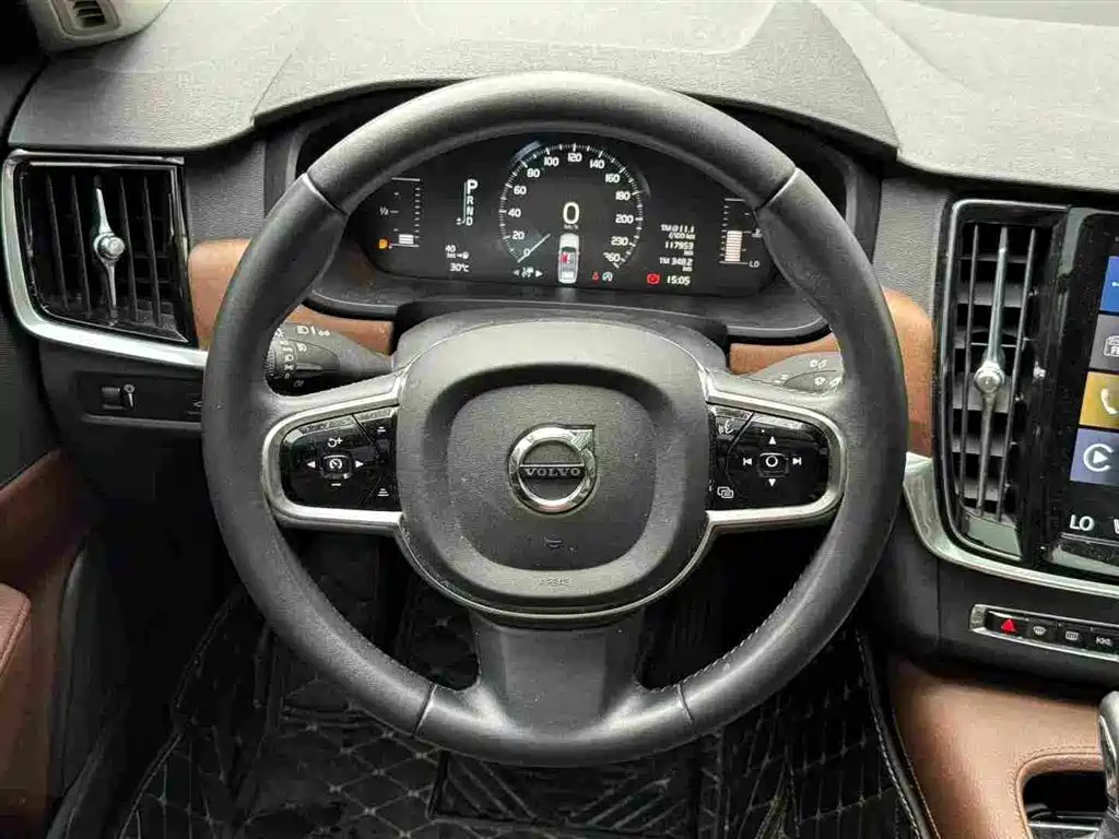 Volvo S90 — миниатюра 6