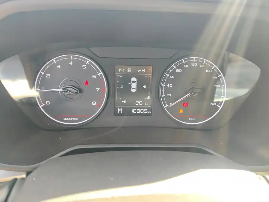 Geely Vision X6 — миниатюра 14