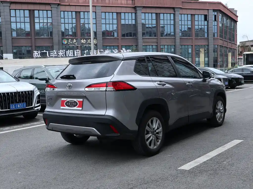 Toyota Corolla Cross — миниатюра 5
