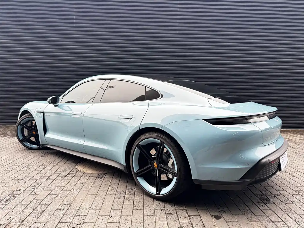 Porsche Taycan 2022 Taycan