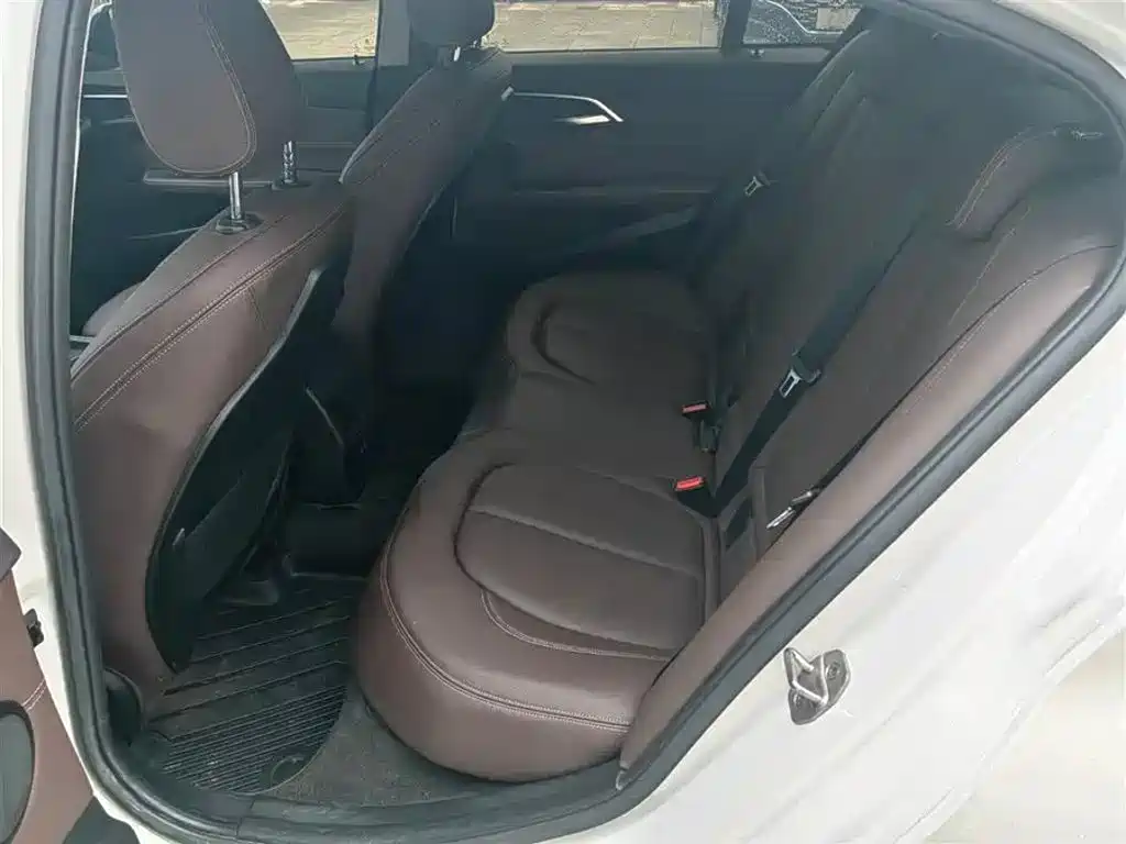 BMW 1 Series — миниатюра 6
