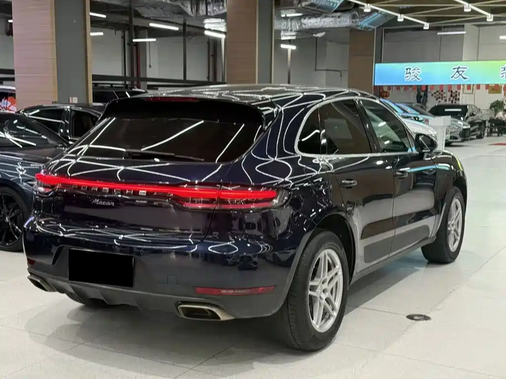 Porsche Macan — миниатюра 4
