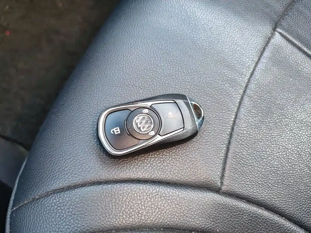 Buick Excelle — миниатюра 9