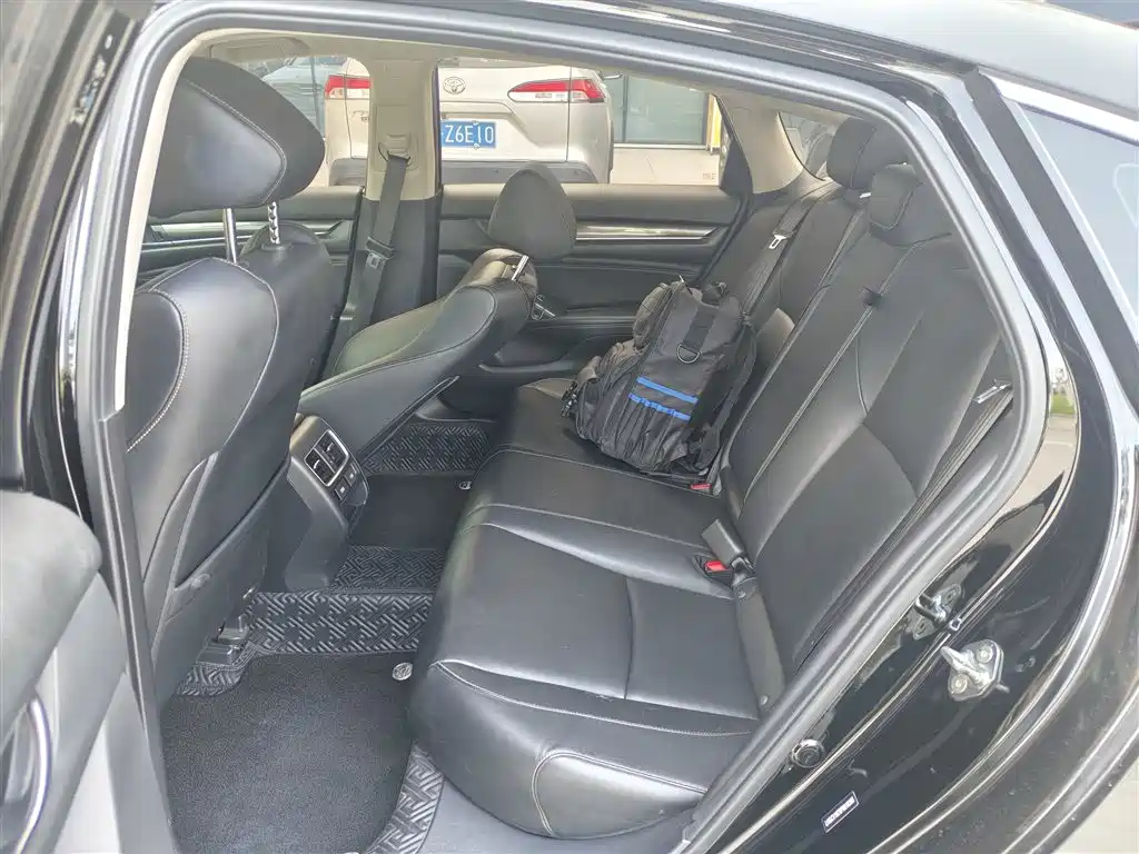 Honda Accord — миниатюра 3