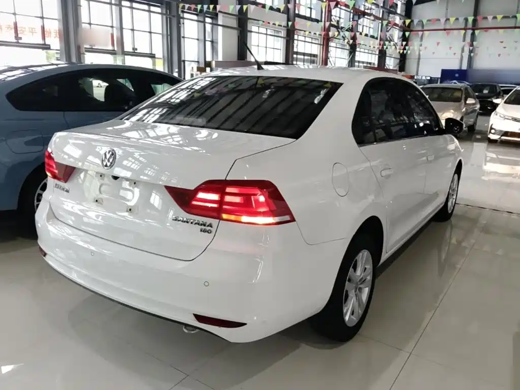Volkswagen Santana — миниатюра 7