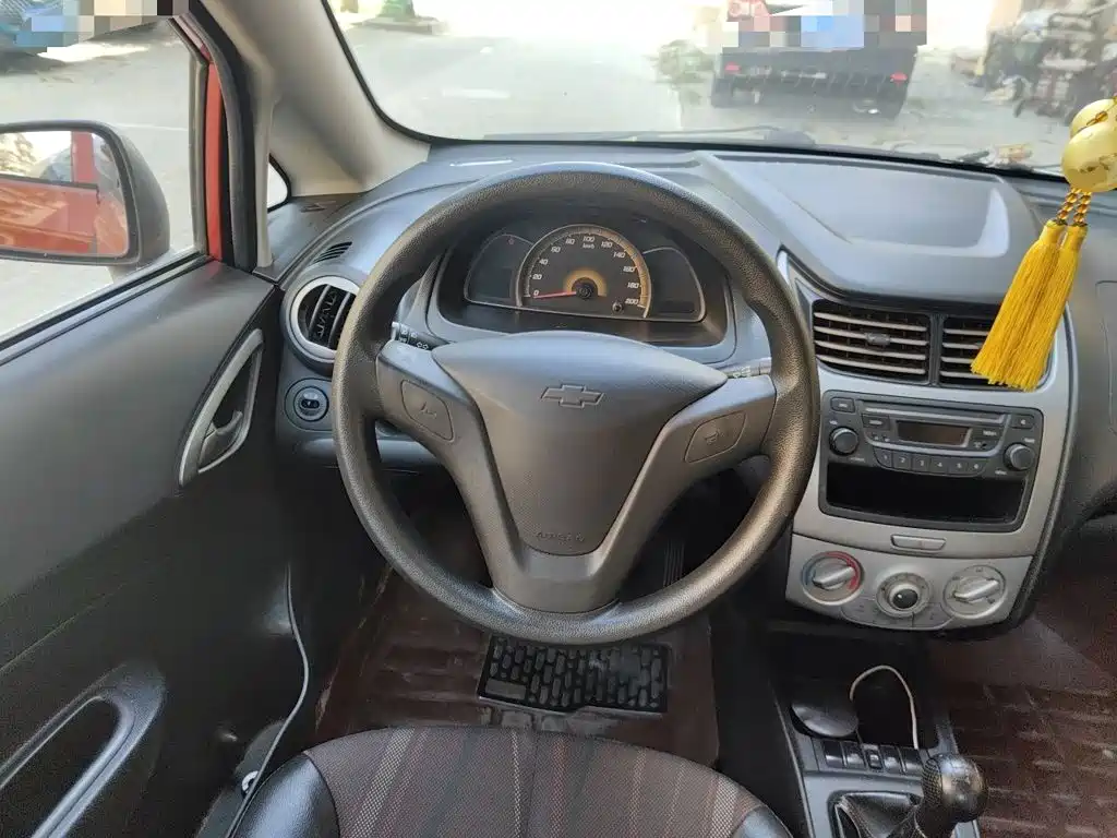 Chevrolet Sail — миниатюра 11
