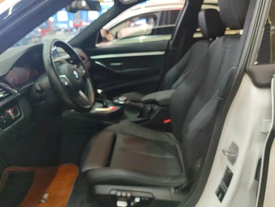 BMW 3 Series GT — миниатюра 9