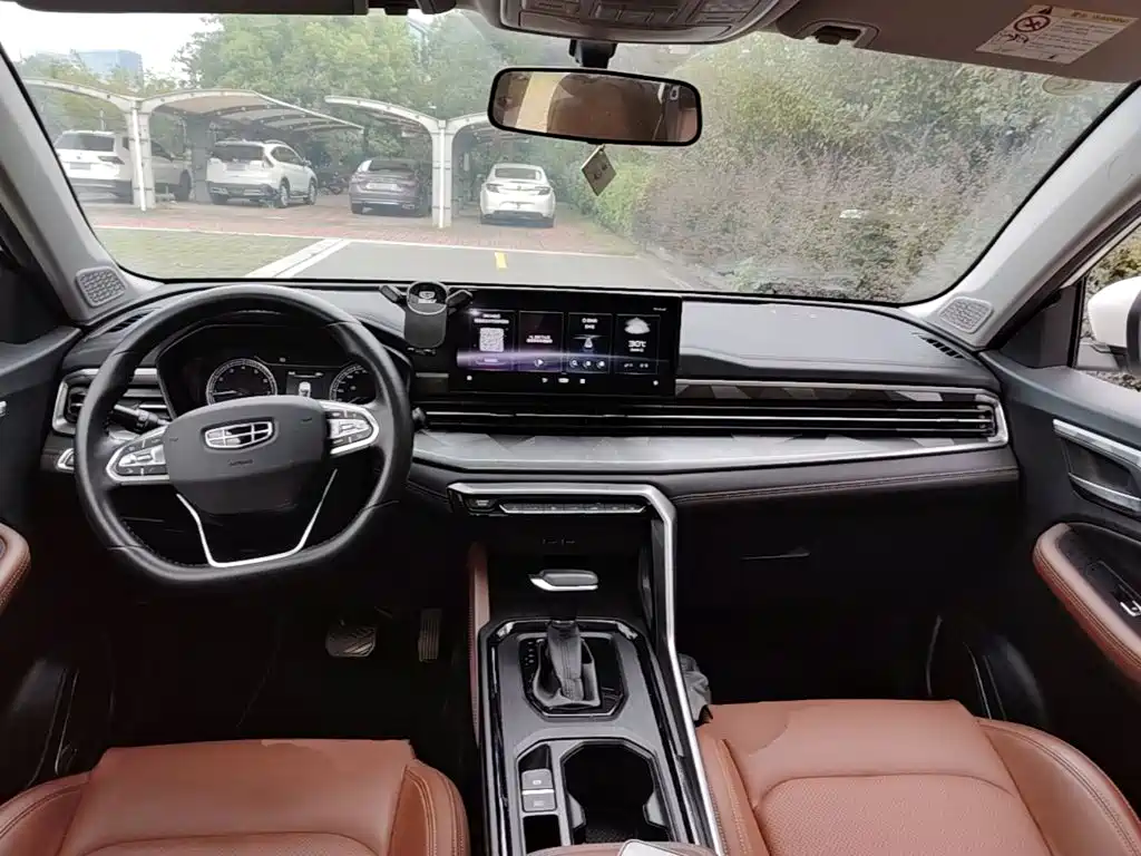 Geely Vision X6 — миниатюра 10