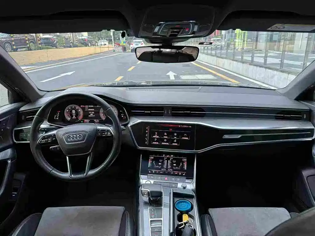 Audi A6L — миниатюра 7