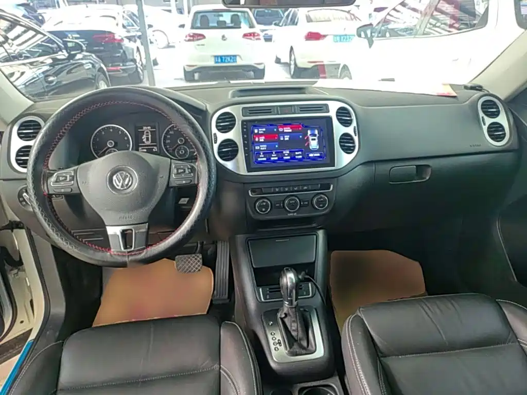 Volkswagen Tiguan — миниатюра 10