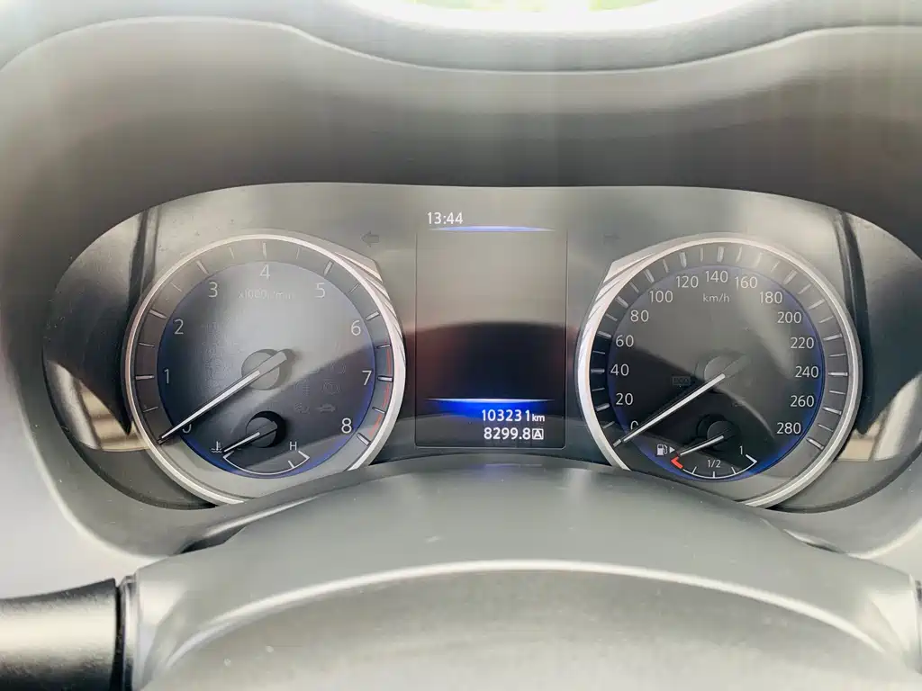 Infiniti Q50L — миниатюра 16