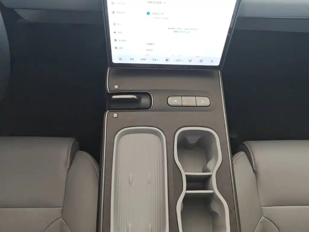 NIO ET5 — миниатюра 14