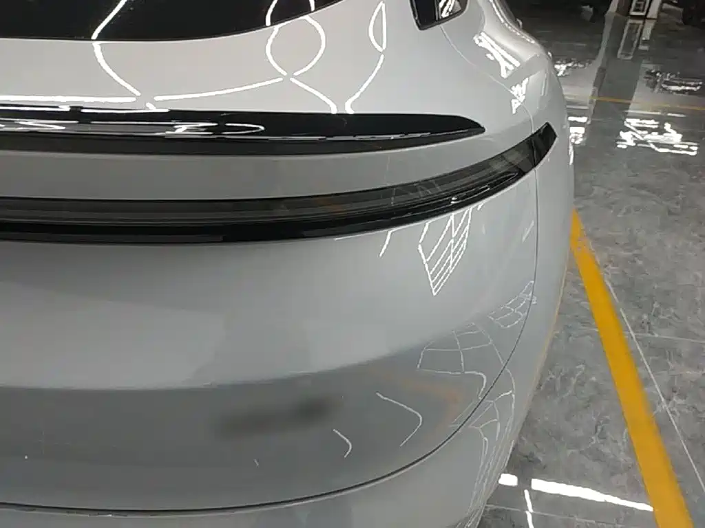 Zeekr Крайний Криптон 007 GT — миниатюра 8