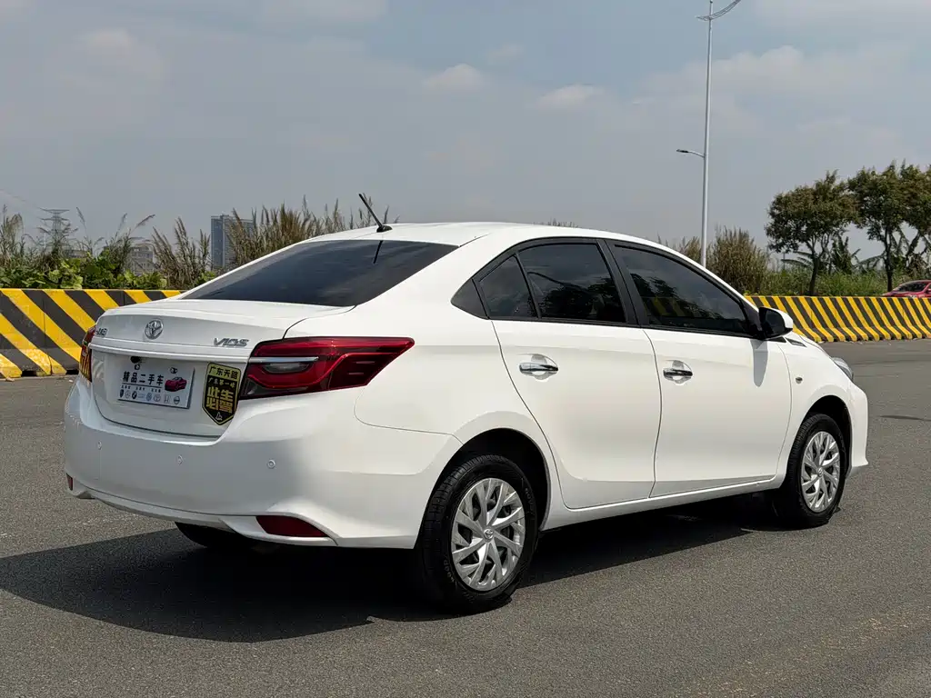 TOYOTA VIOS