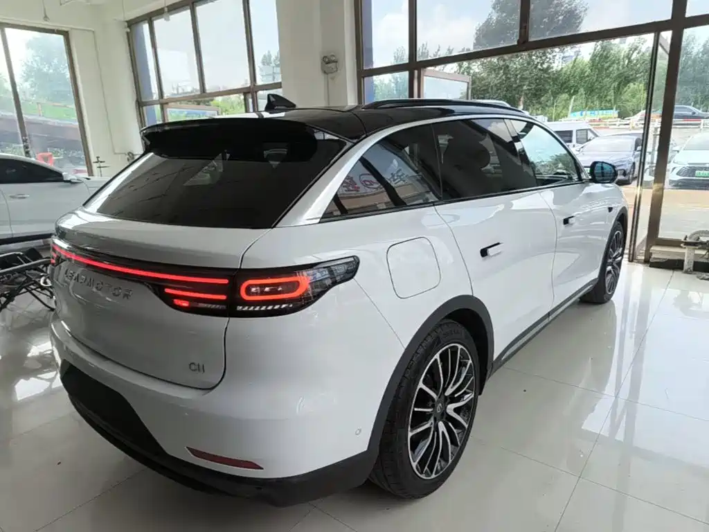 Leapmotor Leapmotor C11 — миниатюра 7