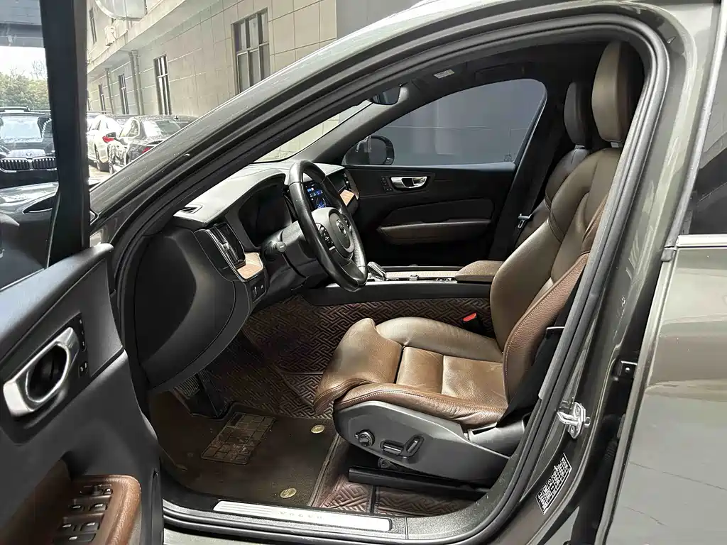 Volvo XC60 — фотографии объявления, Фото 15