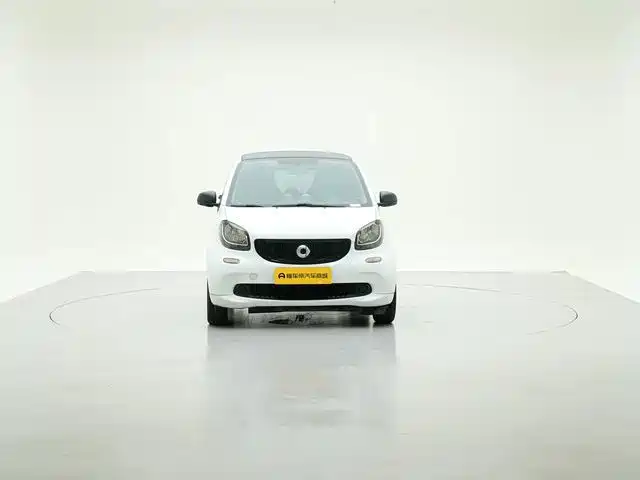 smart Smart Fortwo — миниатюра 2