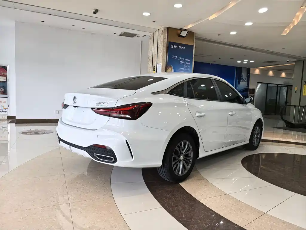 MG MG5 — миниатюра 15