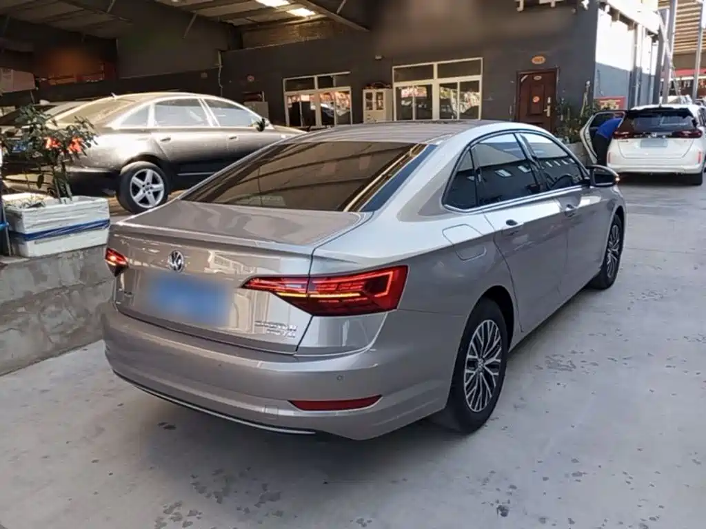 Volkswagen Sagitar — миниатюра 7