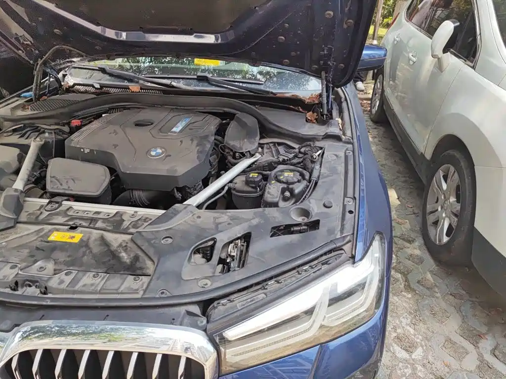 BMW 5 Series New Energy — миниатюра 23