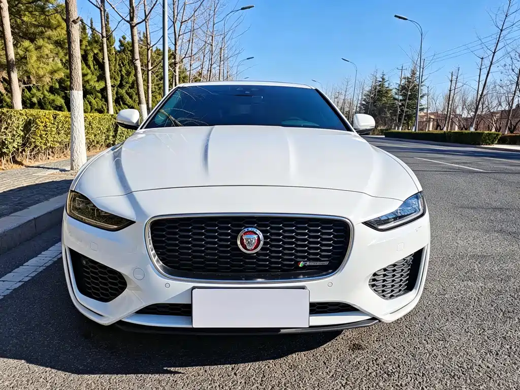 Jaguar XEL — миниатюра 2