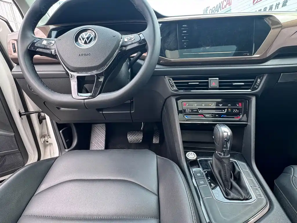 Volkswagen Tharu — миниатюра 22