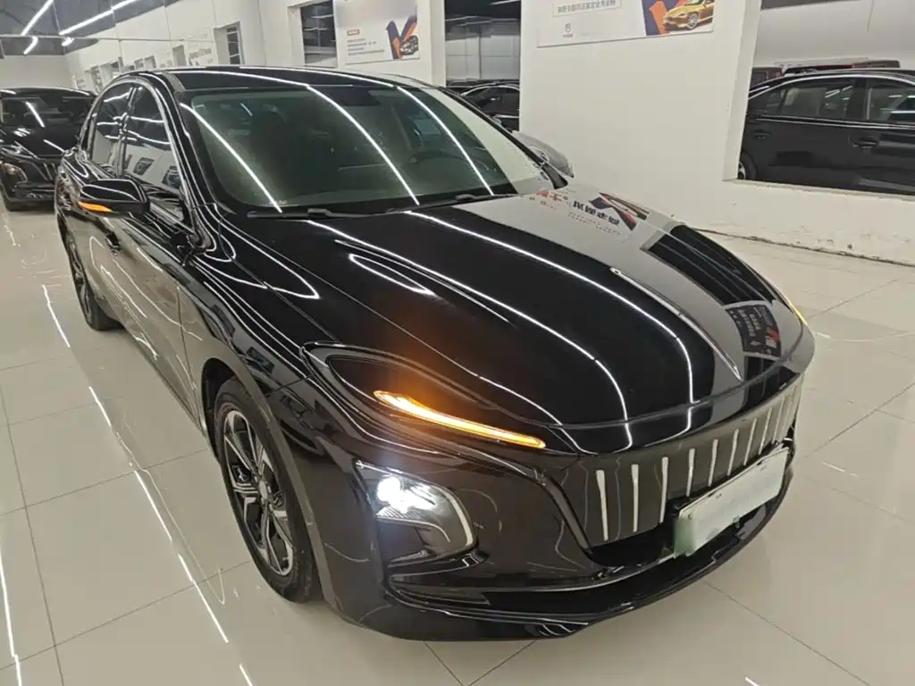 Hongqi Hongqi E-QM5 — миниатюра 4