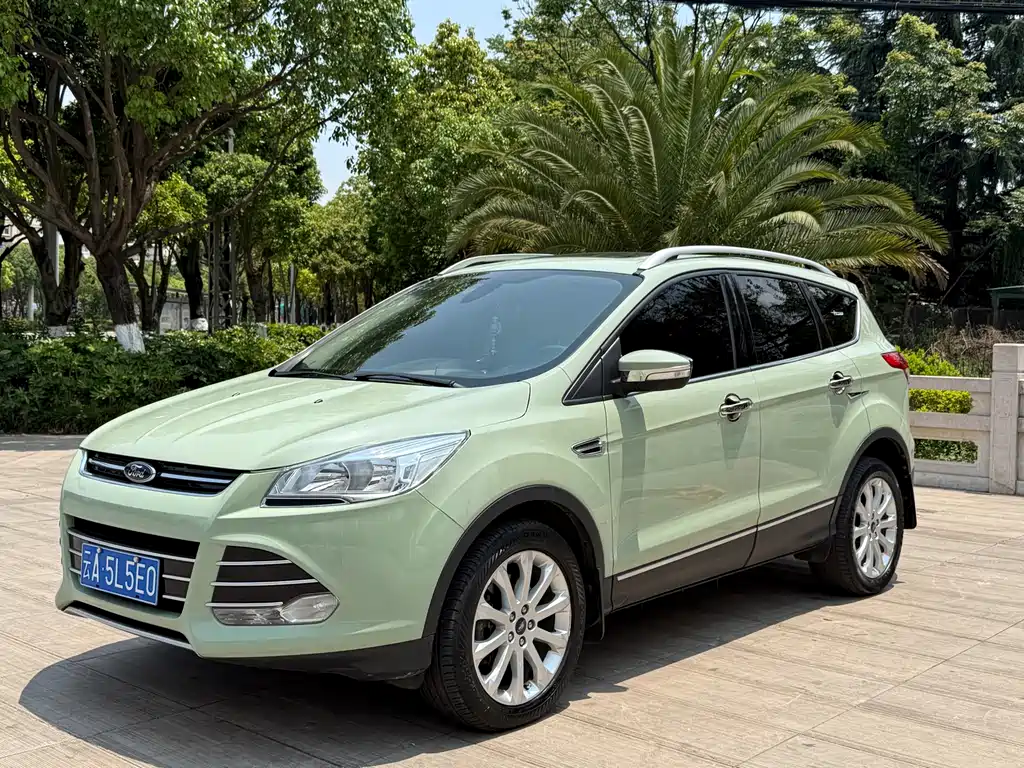Ford Kuga 2014
