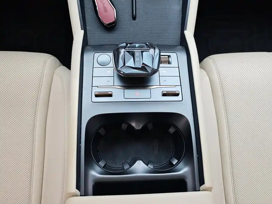 BYD Qin L — миниатюра 15