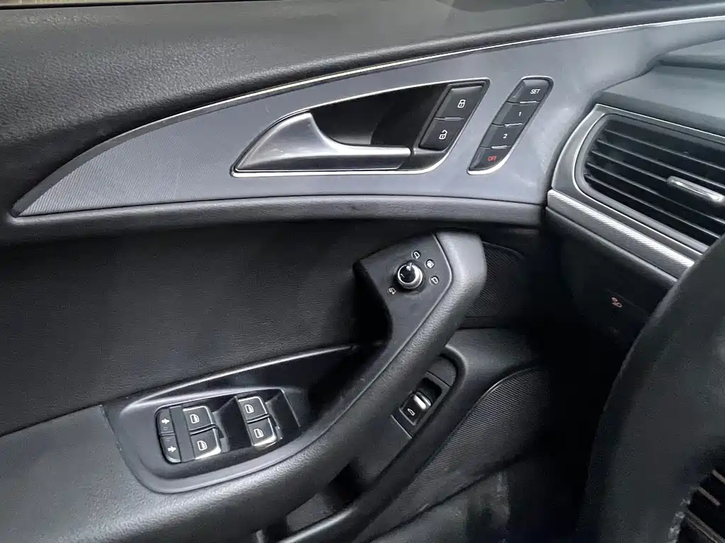 Audi A6 (Import) — миниатюра 14