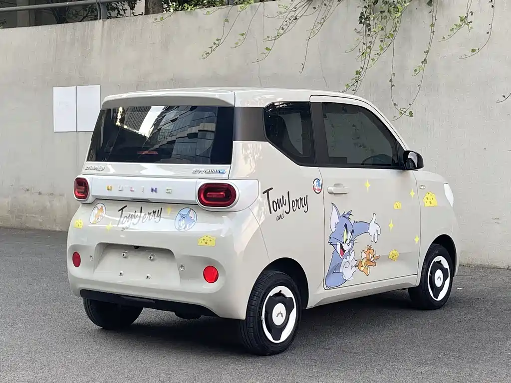 Wuling MINIEV — миниатюра 3