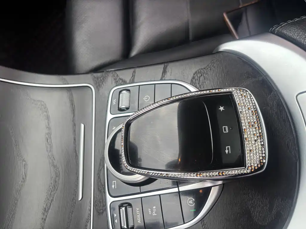 Mercedes-Benz C-Class — миниатюра 5