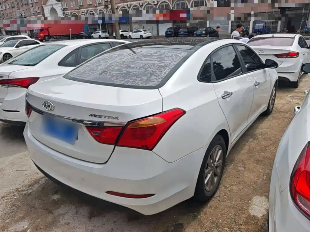 Hyundai Mistra — миниатюра 7