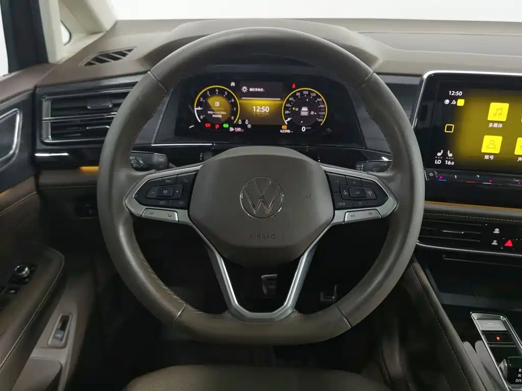 Volkswagen Viloran — миниатюра 11
