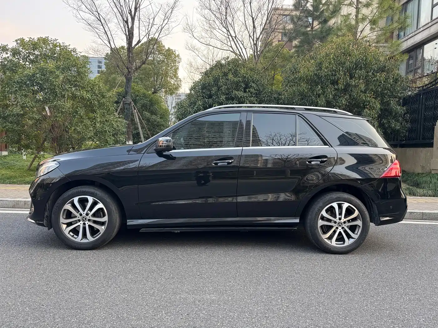 Mercedes-Benz GLE Import