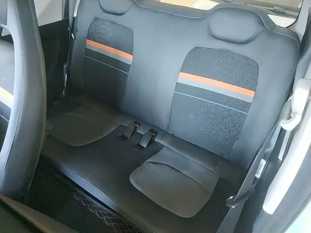 Wuling MINIEV — миниатюра 17