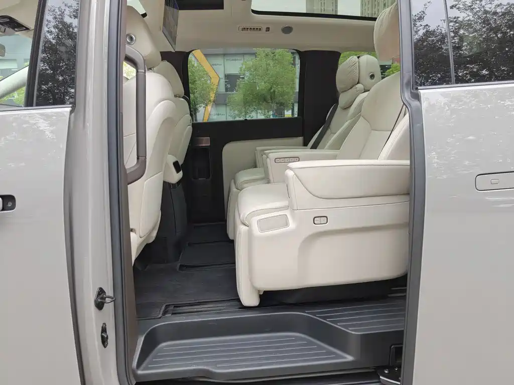 Li Auto Li MEGA — миниатюра 6