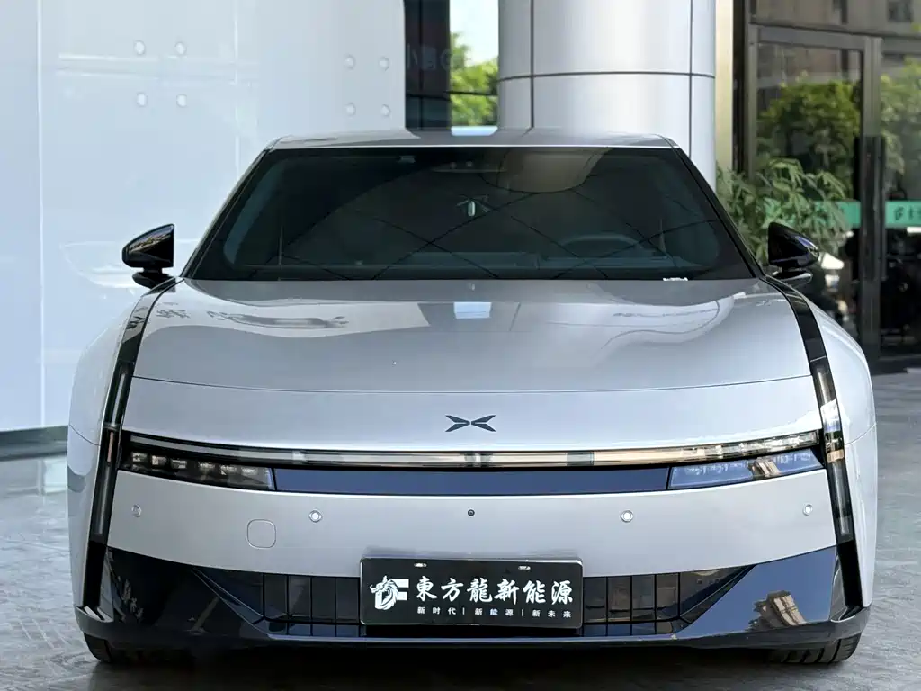 XPeng P7 — миниатюра 2