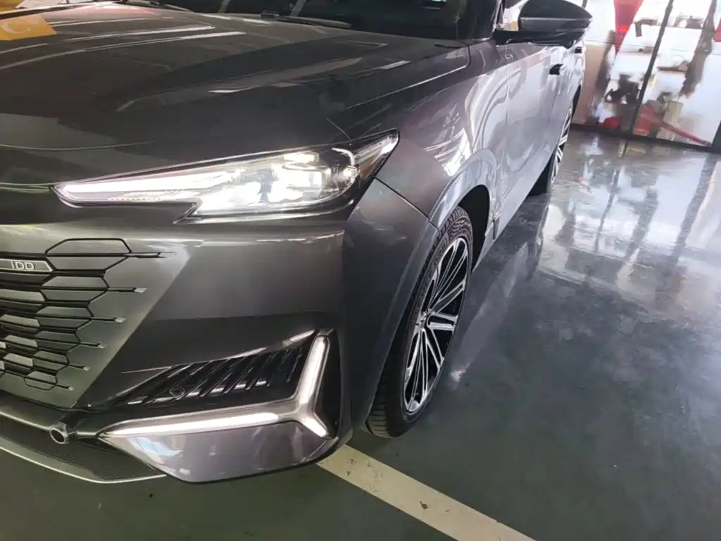 Changan UNI-K iDD — миниатюра 24