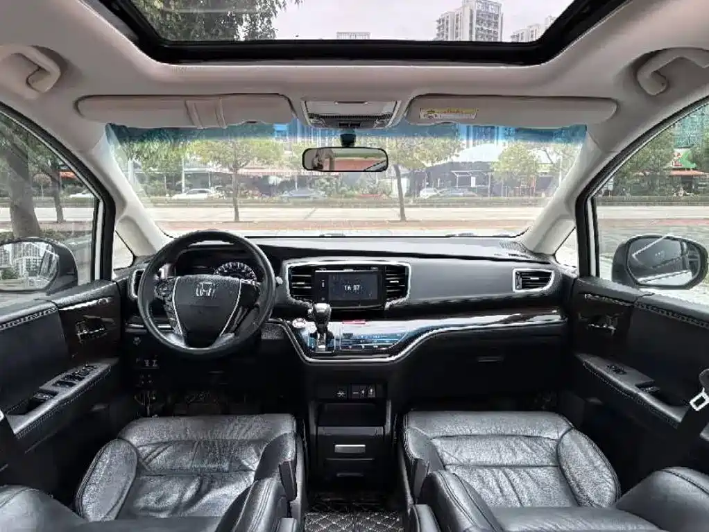 Honda Odyssey — миниатюра 5