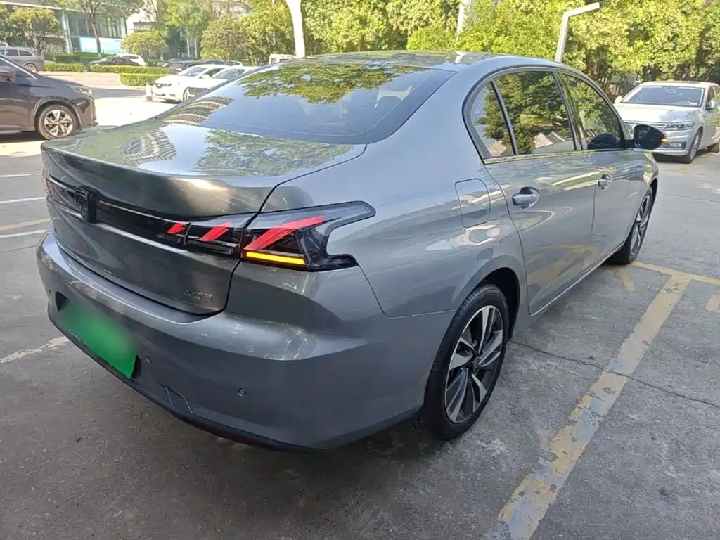 Peugeot 408 — миниатюра 7