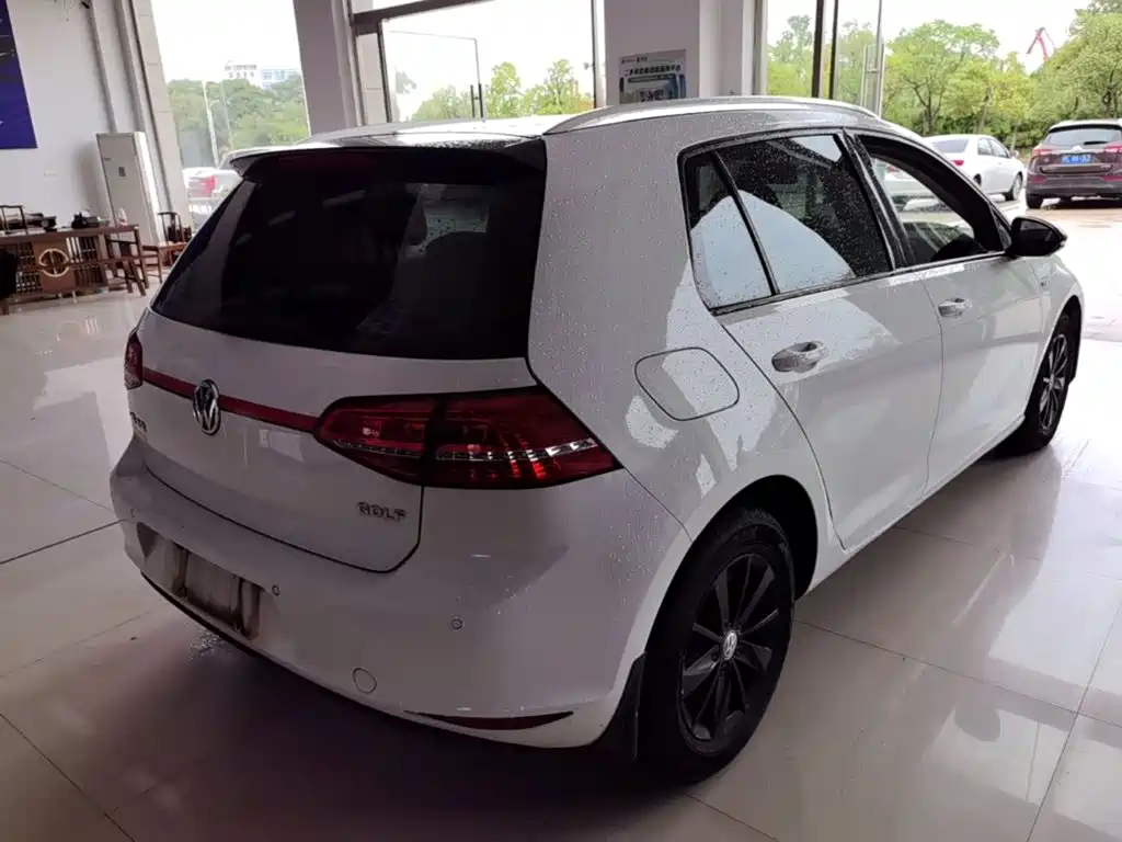 Volkswagen Golf — миниатюра 7