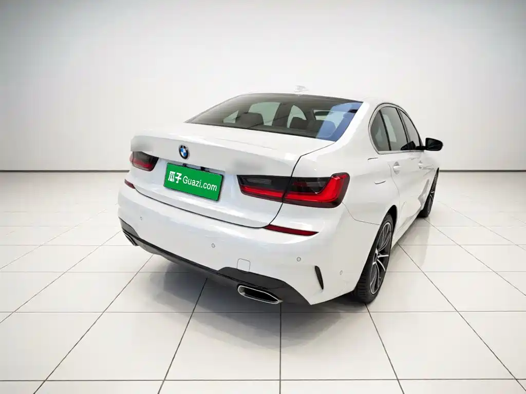 BMW 3 Series — миниатюра 4